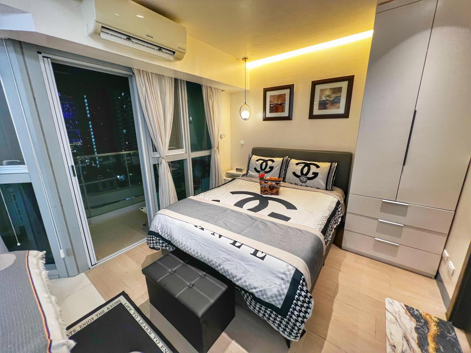 Eg Private House -Bgc Uptown Aparthotel Taguig Exterior foto