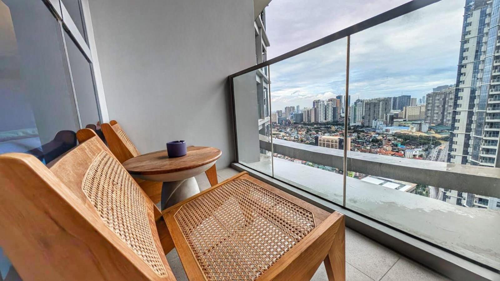 Eg Private House -Bgc Uptown Aparthotel Taguig Exterior foto