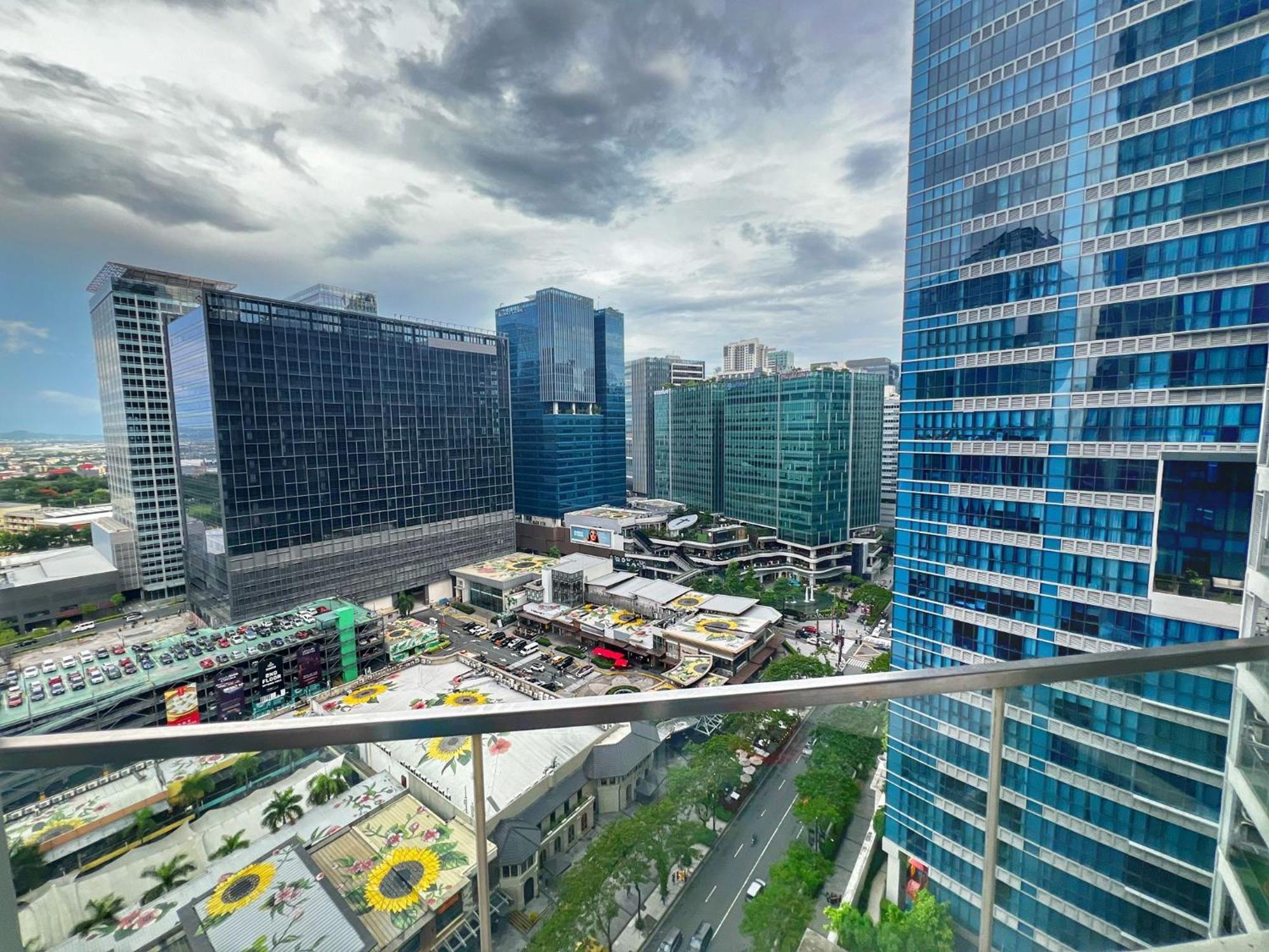 Eg Private House -Bgc Uptown Aparthotel Taguig Exterior foto