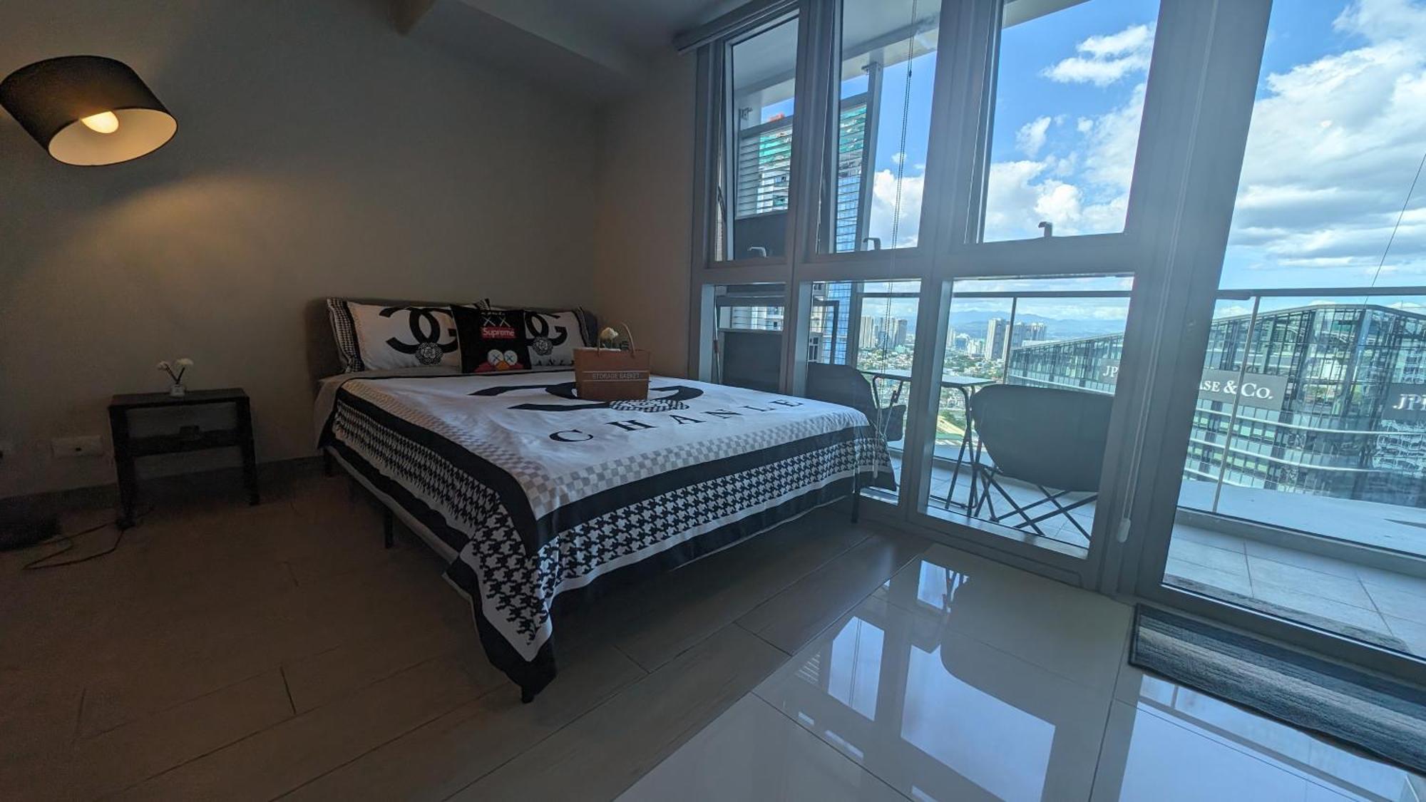 Eg Private House -Bgc Uptown Aparthotel Taguig Exterior foto