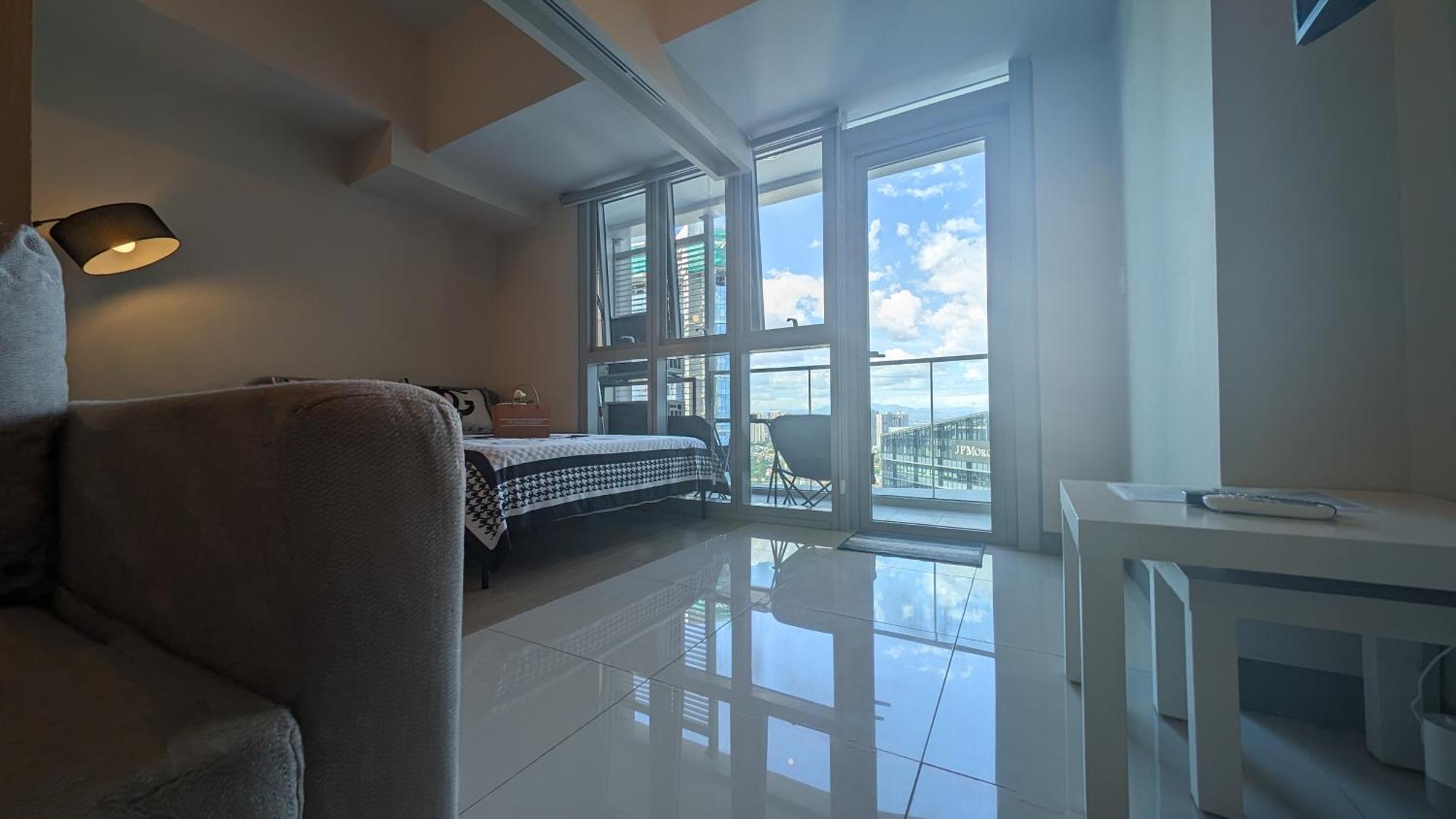 Eg Private House -Bgc Uptown Aparthotel Taguig Exterior foto
